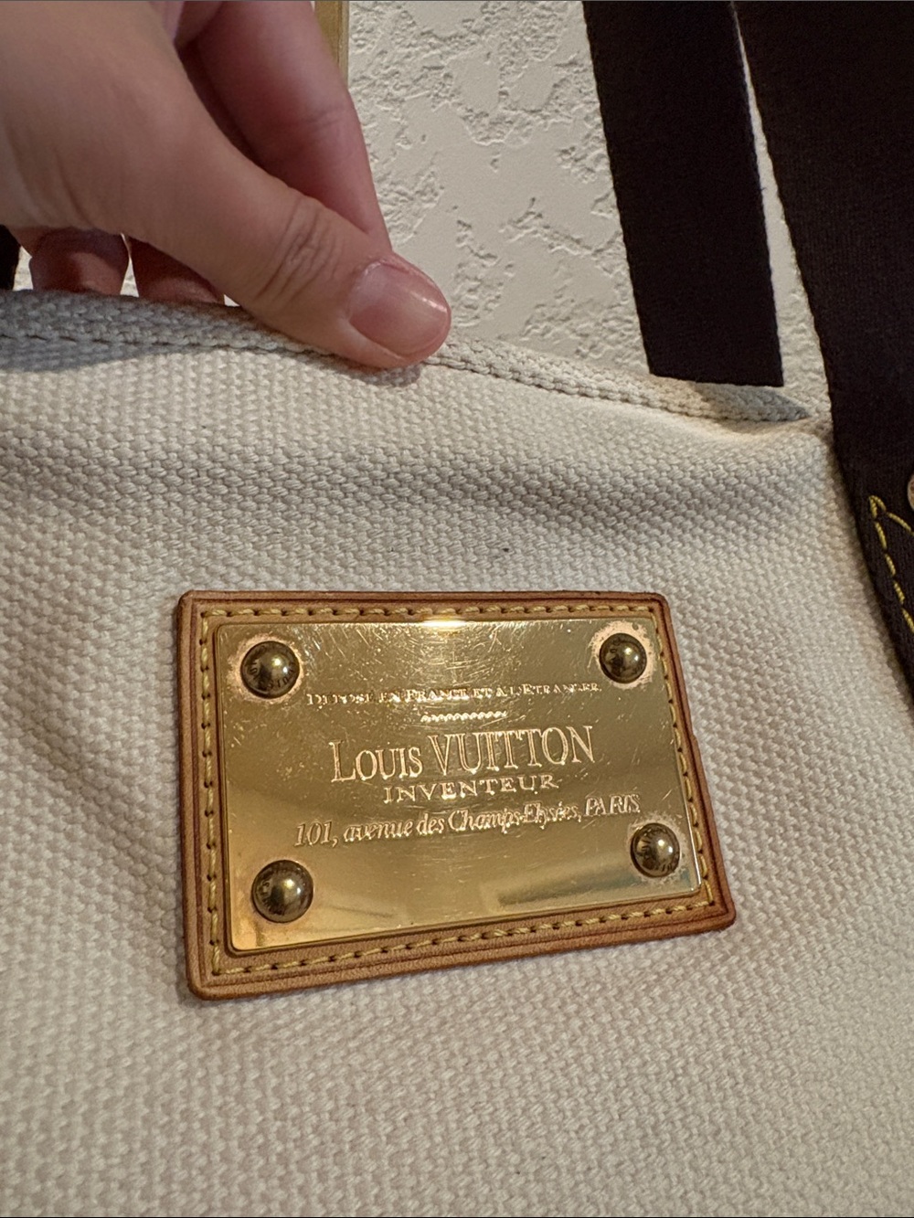 Louis Vuitton Antigua Cabas GM Zip
Tote Bag - Picture 2 of 16